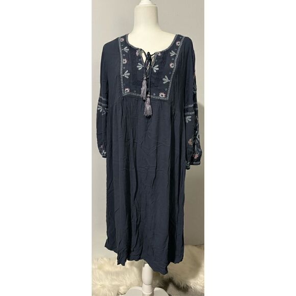Knox Rose Dresses & Skirts - Knox Rose boho embroidered tassels tie dress L